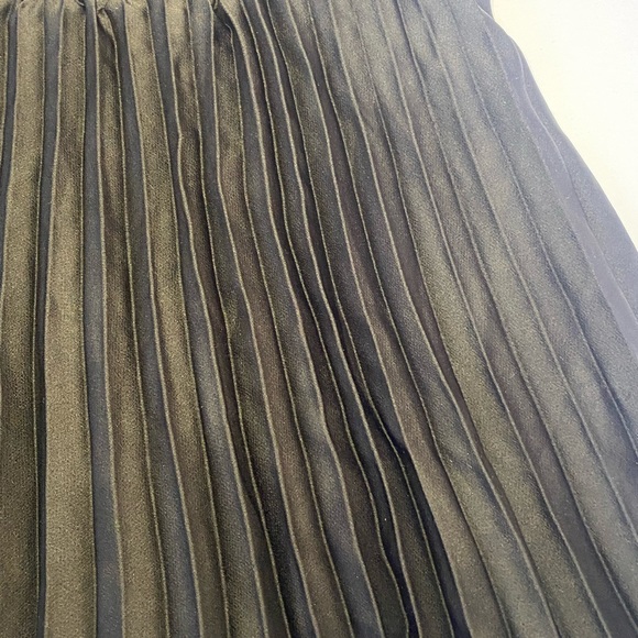 Zara mini Black skirt - Picture 3 of 4